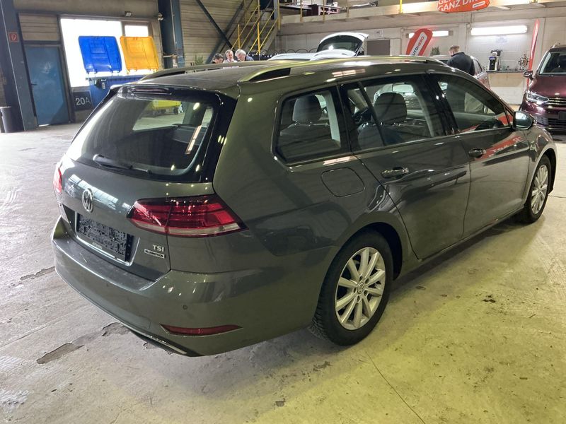 Volkswagen Golf VII 1.5 TSI ACT Comfortline BlueMotion Tech 2018 – снимка 8