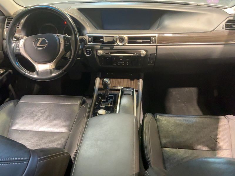 Lexus GS-Serie GS 450h Executive — zdjęcie 12