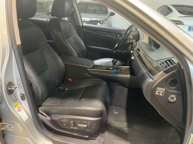Lexus GS-Serie GS 450h Executive — zdjęcie 11
