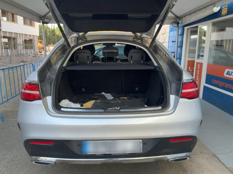 Mercedes-Benz GLE-Klasse GLE 350 d 4Matic AMG Line — zdjęcie 10
