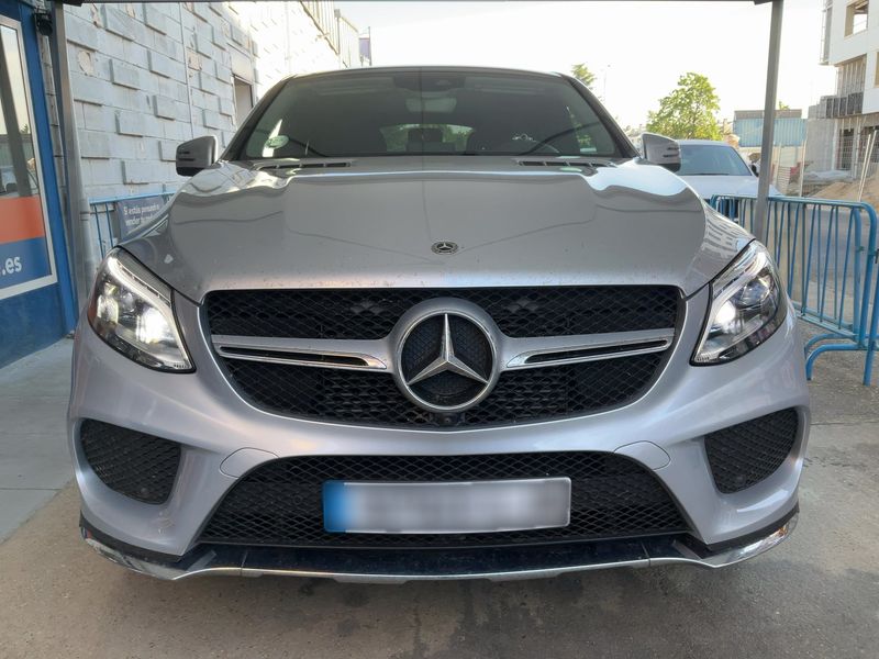 Mercedes-Benz GLE-Klasse GLE 350 d 4Matic AMG Line — zdjęcie 9