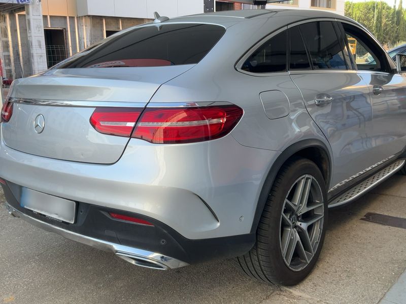 Mercedes-Benz GLE-Klasse GLE 350 d 4Matic AMG Line — zdjęcie 6