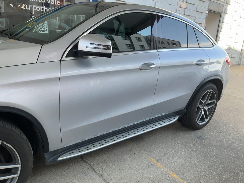 Mercedes-Benz GLE-Klasse GLE 350 d 4Matic AMG Line — zdjęcie 4
