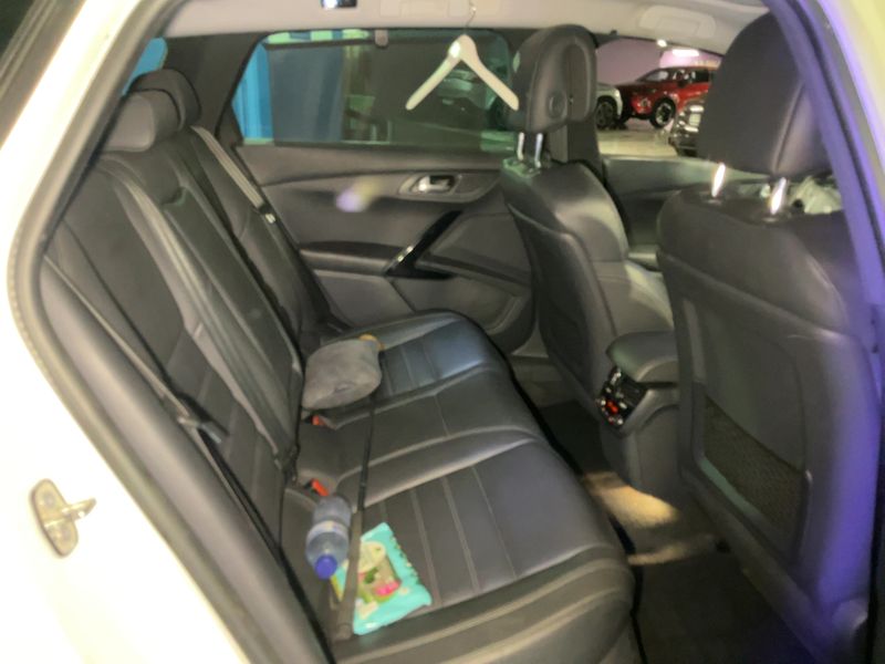 Peugeot 508 2.0 HDi Féline 2011 – снимка 19
