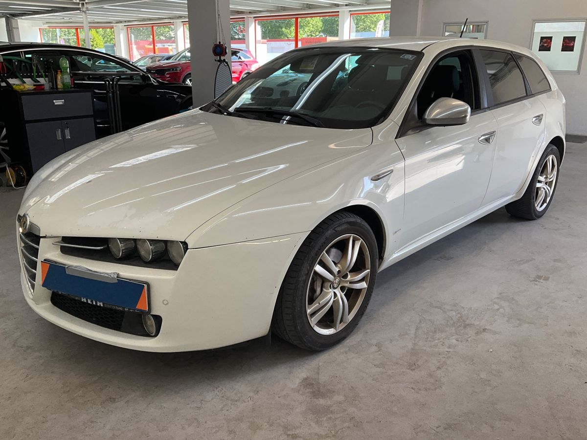 Alfa Romeo 2011