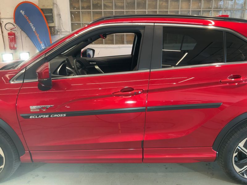 Mitsubishi Eclipse Cross 2.4 Plug-in Hybrid Plus Select 4WD — zdjęcie 4