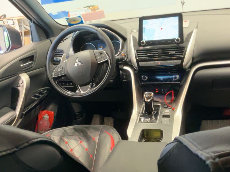 Mitsubishi Eclipse Cross 2.4 Plug-in Hybrid Plus Select 4WD — zdjęcie 12