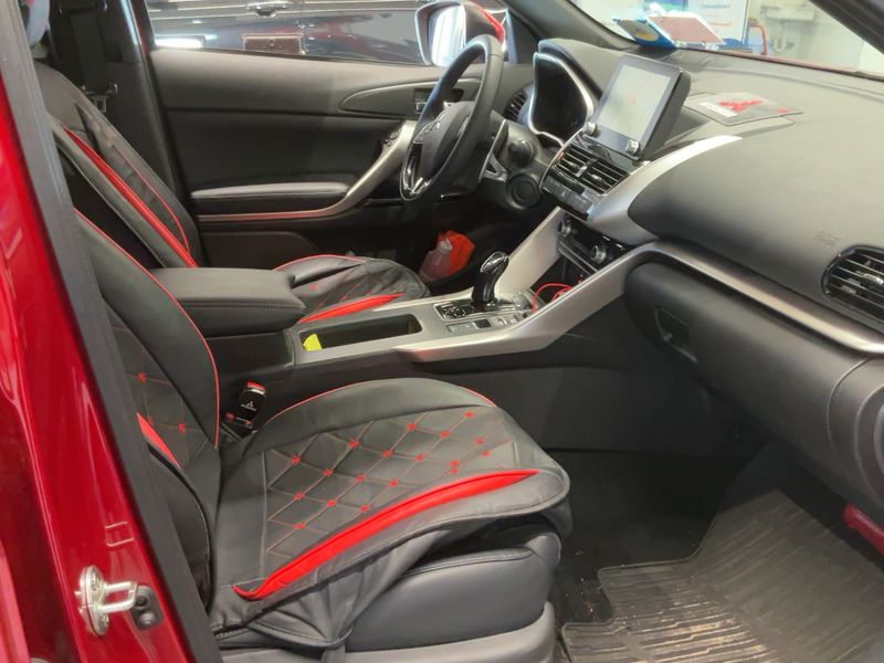 Mitsubishi Eclipse Cross 2.4 Plug-in Hybrid Plus Select 4WD — zdjęcie 11