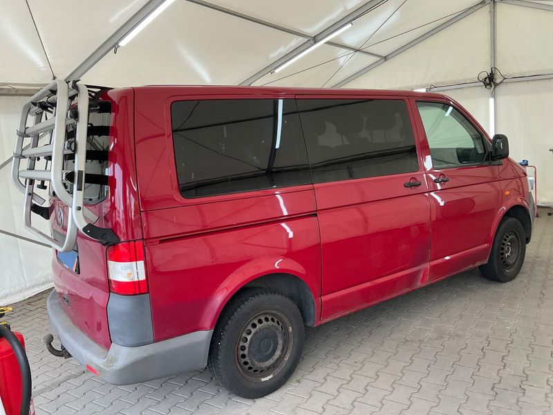 Volkswagen T5 Kombi 1.9 TDI — zdjęcie 2