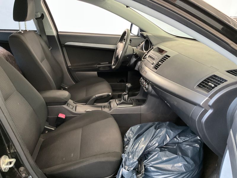 Mitsubishi Lancer 1.6 ClearTec XTRA — zdjęcie 3