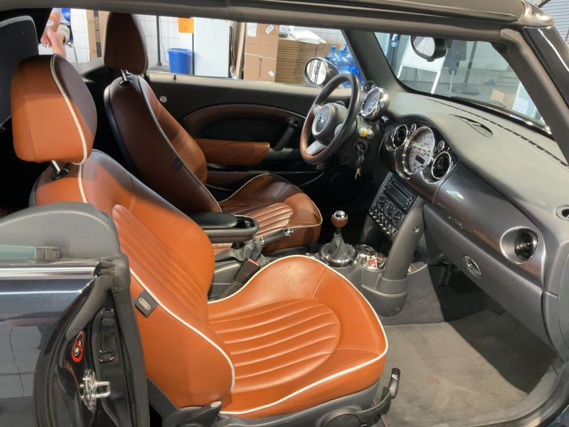 MINI Cabrio Cooper S Sidewalk — zdjęcie 11