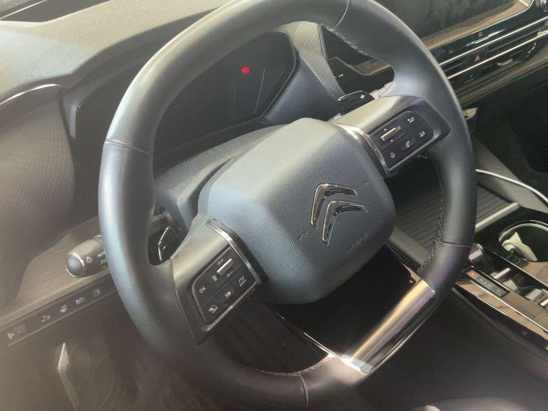 Citroen C5 X 1.6 Plug-in Hybrid Shine Pack — zdjęcie 13