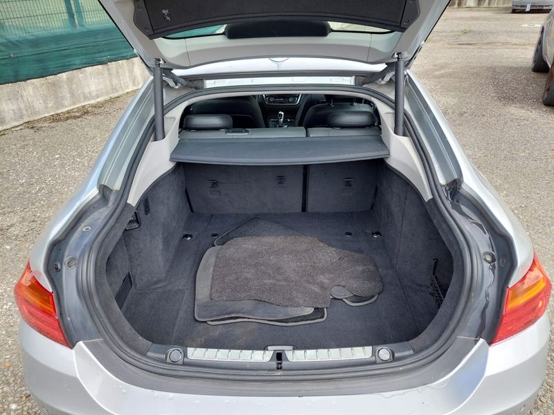 BMW 4er 420d Gran Coupé xDrive Luxury Line — zdjęcie 9