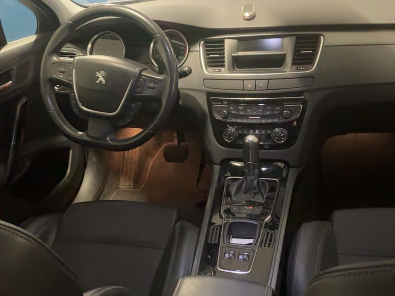 Peugeot 508 2.0 HDi Allure — zdjęcie 12