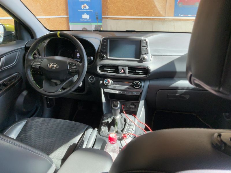 Hyundai Kona 1.0 TGDI Premium 2WD — zdjęcie 12