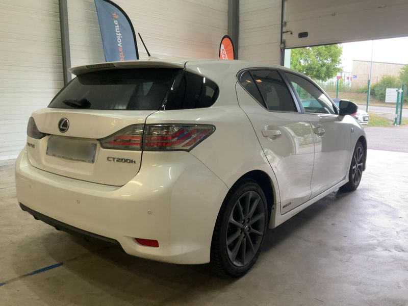 Lexus CT-Serie CT 200h F SPORT — zdjęcie 6
