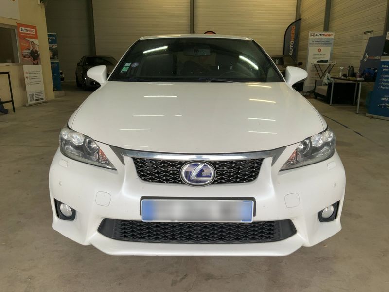 Lexus CT-Serie CT 200h F SPORT — zdjęcie 9