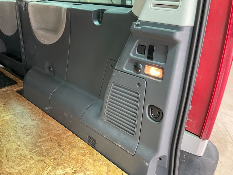 Citroen Jumpy 2.0 HDi L2 Confort 2010 – снимка 32