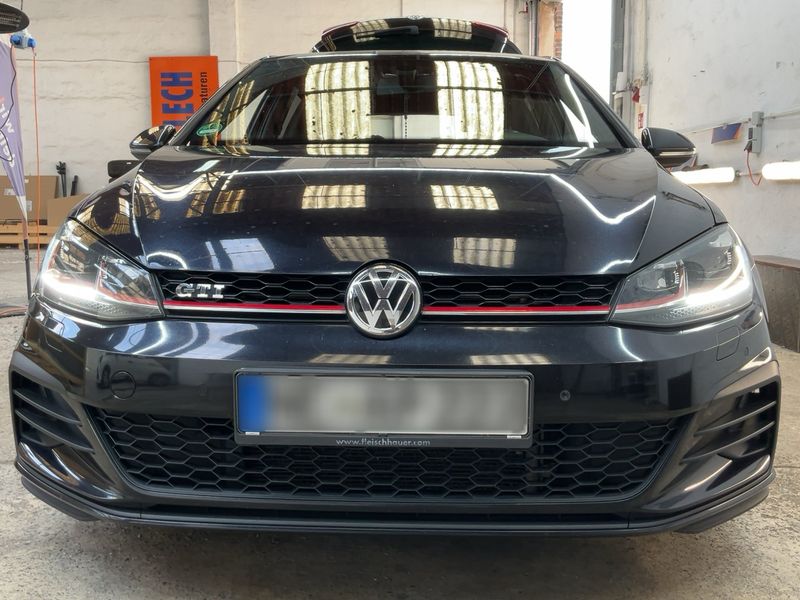 Volkswagen Golf VII 2.0 TSI GTI BlueMotion Tech 2017 – снимка 14