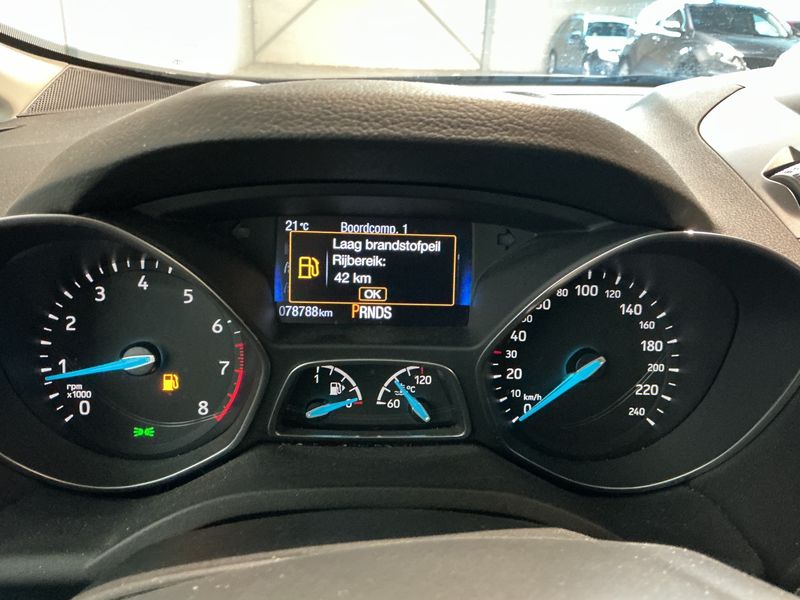 Ford C-Max 1.5 EcoBoost Titanium — zdjęcie 13