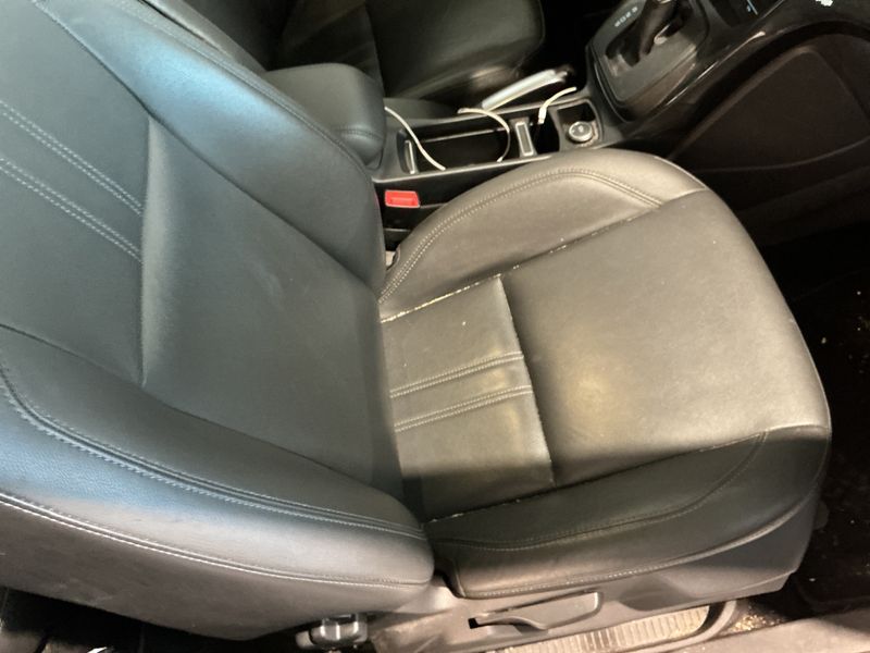 Ford C-Max 1.5 EcoBoost Titanium 2016 – снимка 35
