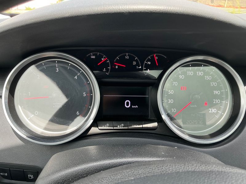 Peugeot 508 2.0 Blue-HDi Allure — zdjęcie 13