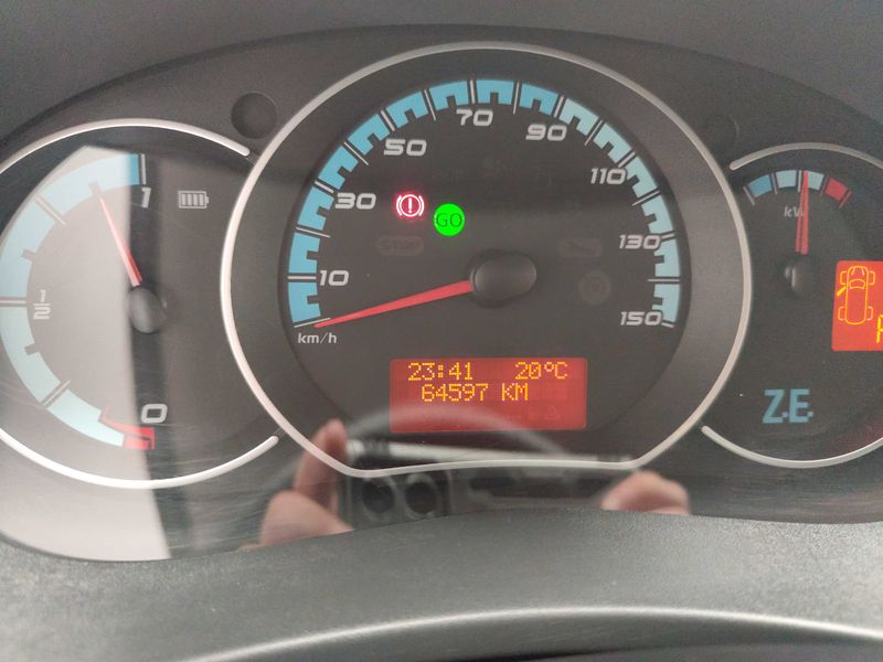 Renault Kangoo electric drive 44 kW Z.E. 33 — zdjęcie 12