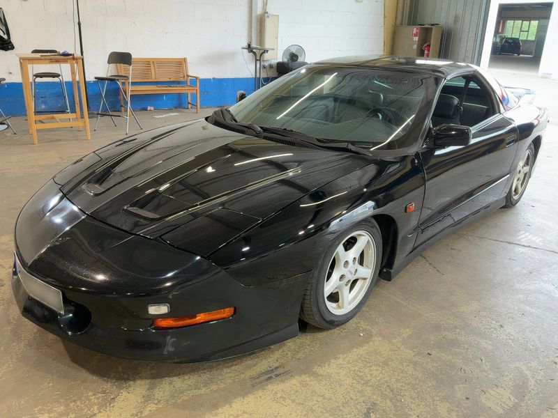 Pontiac Firebird 5.7 V8 Trans AM — zdjęcie 1