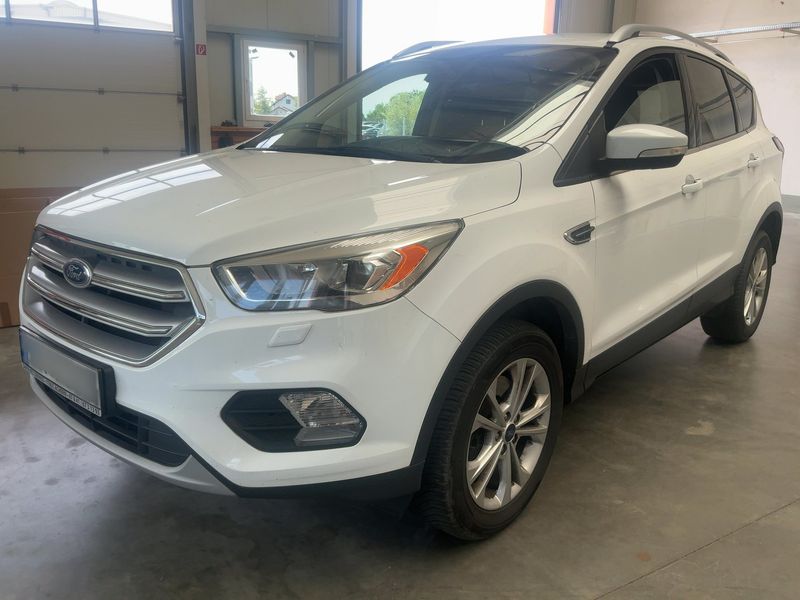 Ford Kuga 1.5 TDCi Titanium 2017 – снимка 1