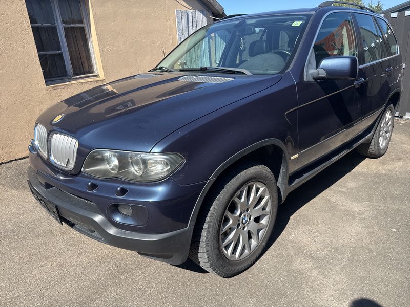 BMW X5 4.4i — zdjęcie 2