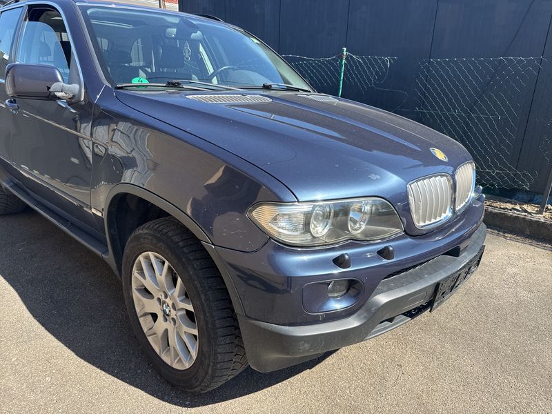 BMW X5 4.4i — zdjęcie 6