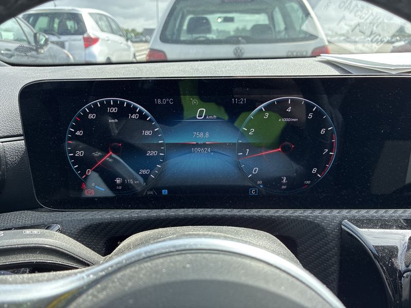 Mercedes-Benz CLA-Klasse CLA 180 2020 – снимка 12