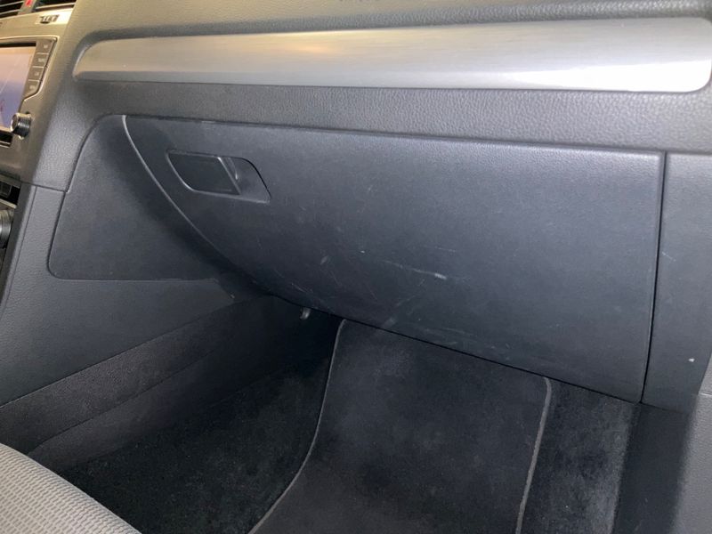 Volkswagen Golf VII 1.6 TDI Comfortline BlueMotion Tech 2017 – снимка 25