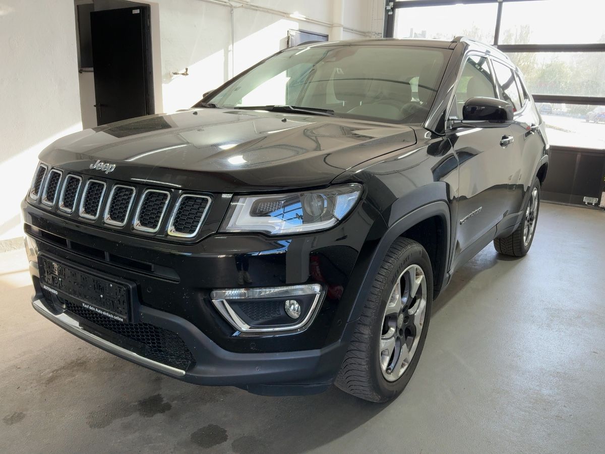 Jeep Compass 2018 — photo 1