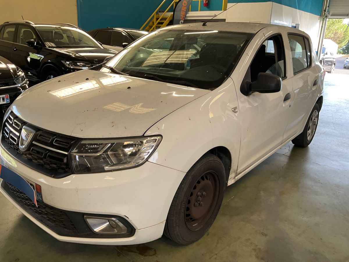 Dacia Sandero 2017 — photo 1