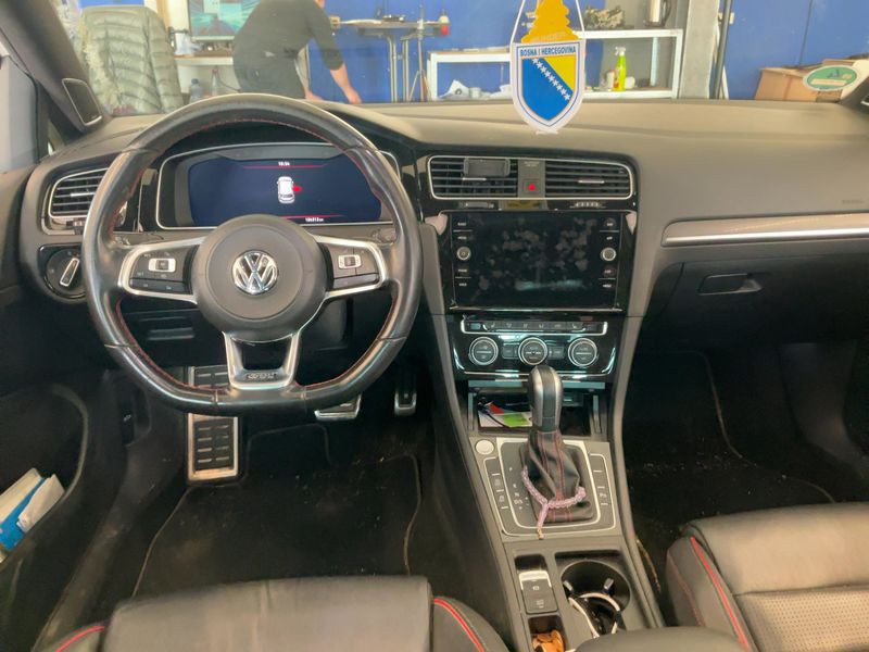 Volkswagen Golf VII 2.0 TSI GTI Performance BlueMotion Tech — zdjęcie 12