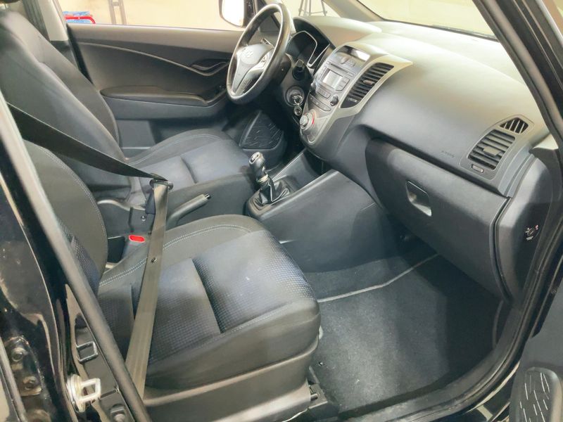 Hyundai ix20 1.4 Classic — zdjęcie 11