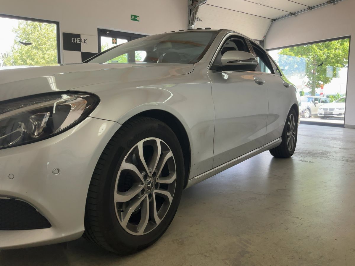 Mercedes-Benz C-Klasse C 180 CGI Avantgarde