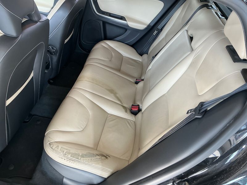 Volvo V60 2.0 D3 Xenium 2012 – снимка 27