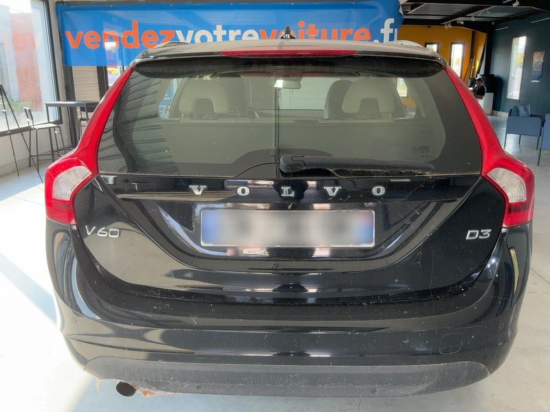 Volvo V60 2.0 D3 Xenium — zdjęcie 5