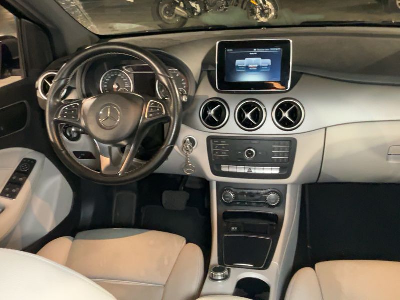 Mercedes-Benz B-Klasse B 180 AMG Sport 2016 – снимка 17