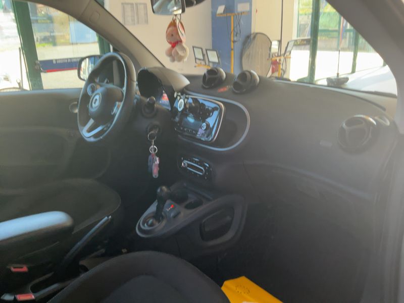 Smart fortwo 1.0 Basis passion 2017 – снимка 17