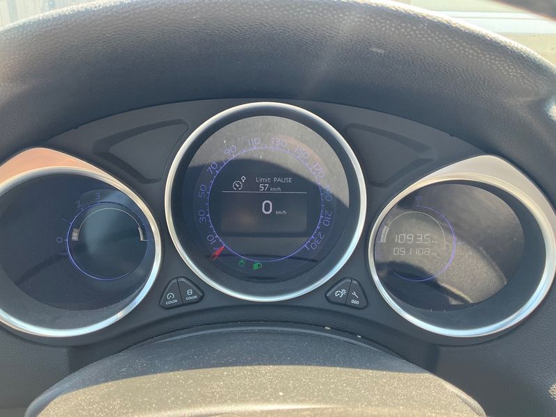 DS Automobiles DS4 Crossback 1.2 PureTech — zdjęcie 13