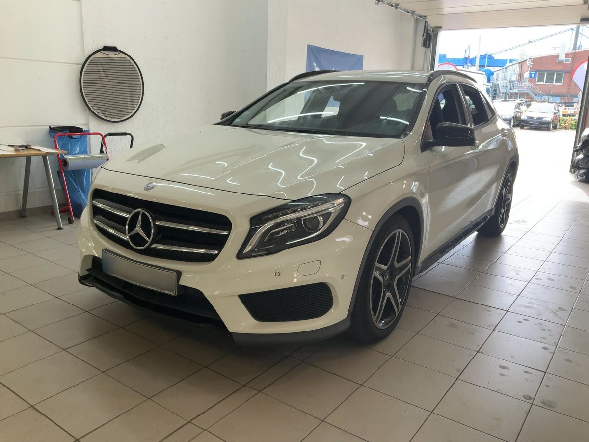 Mercedes-Benz GLA-Klasse 2015