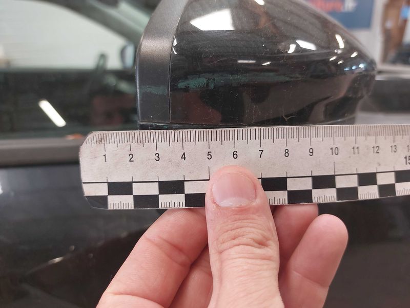 Peugeot 2008 1.2 PureTech Allure 2020 – снимка 28