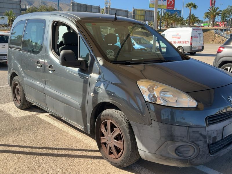 Peugeot Partner 1.6 HDi Access — zdjęcie 8