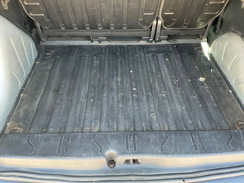 Peugeot Partner 1.6 HDi Confort 2009 – снимка 39