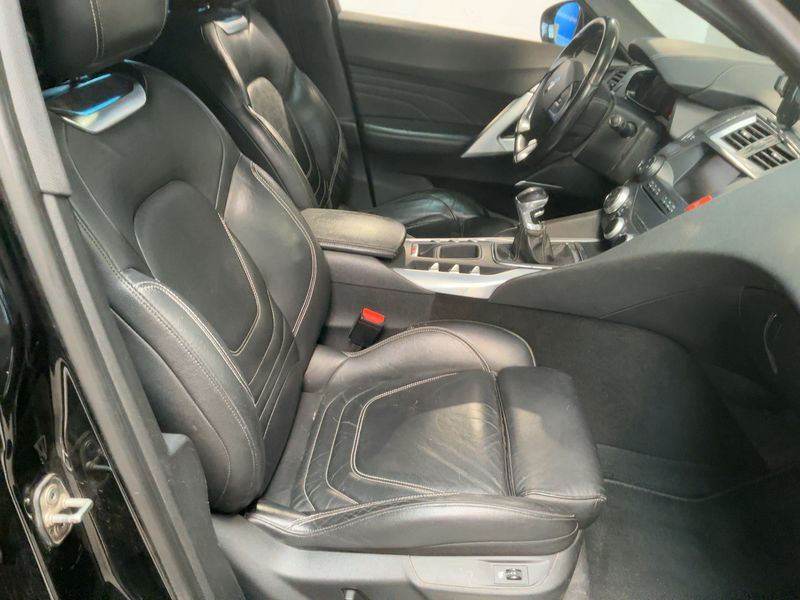 DS Automobiles DS5 2.0 Blue-HDi — zdjęcie 11