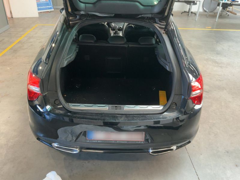 DS Automobiles DS5 2.0 Blue-HDi — zdjęcie 10
