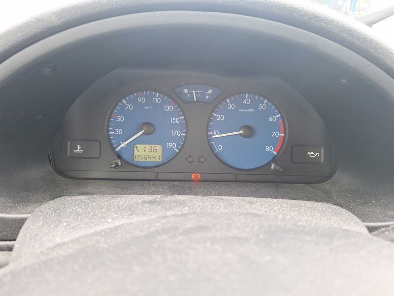 Citroen Saxo 1.1 Furio — zdjęcie 12